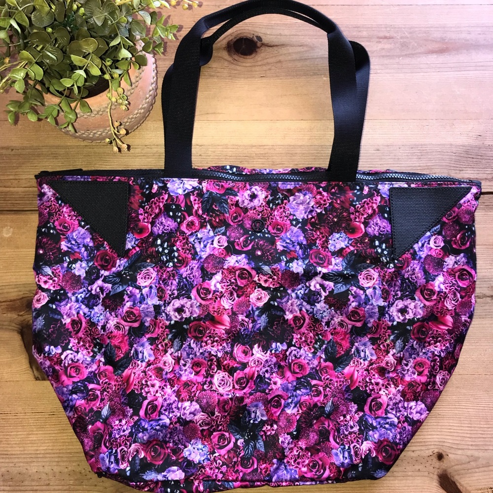 Lululemon Floral Bag NWOT